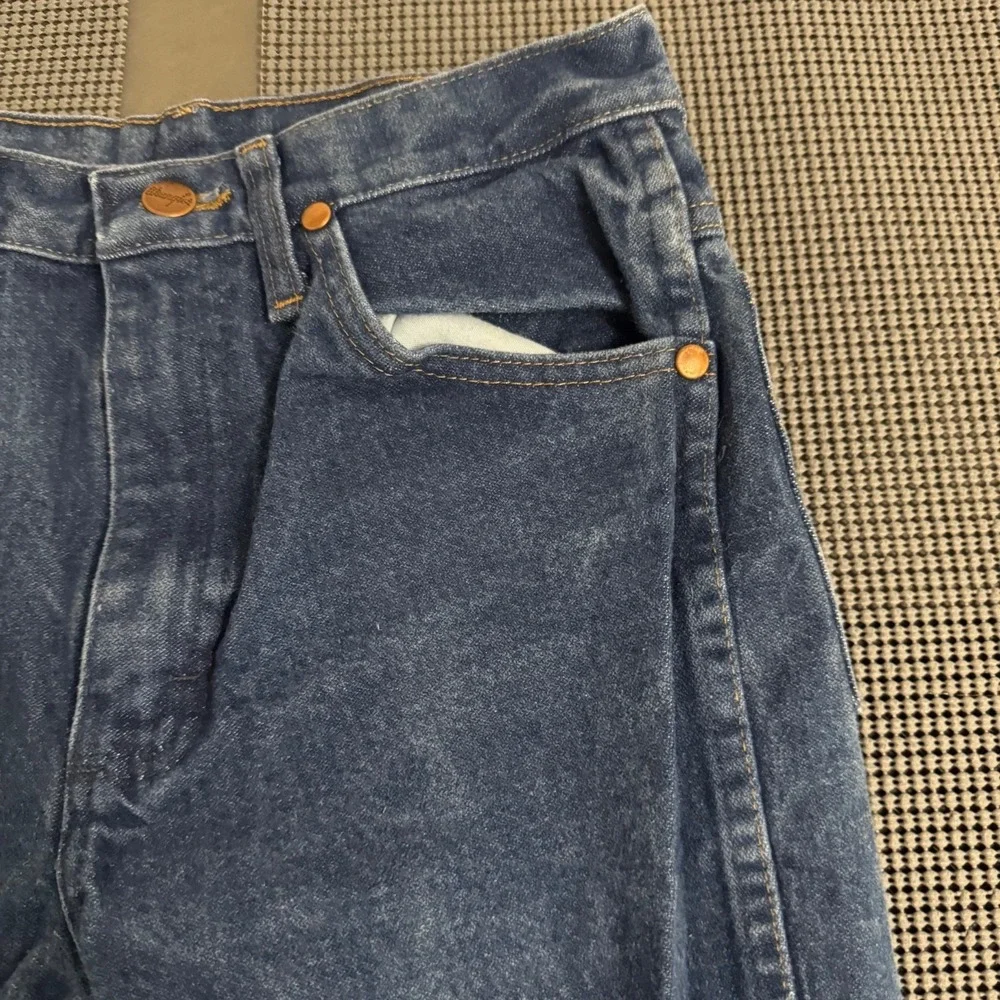 Wrangler men 27x36